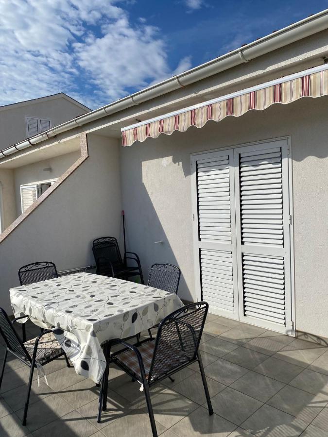 Apartmani Pozega พาก ภายนอก รูปภาพ