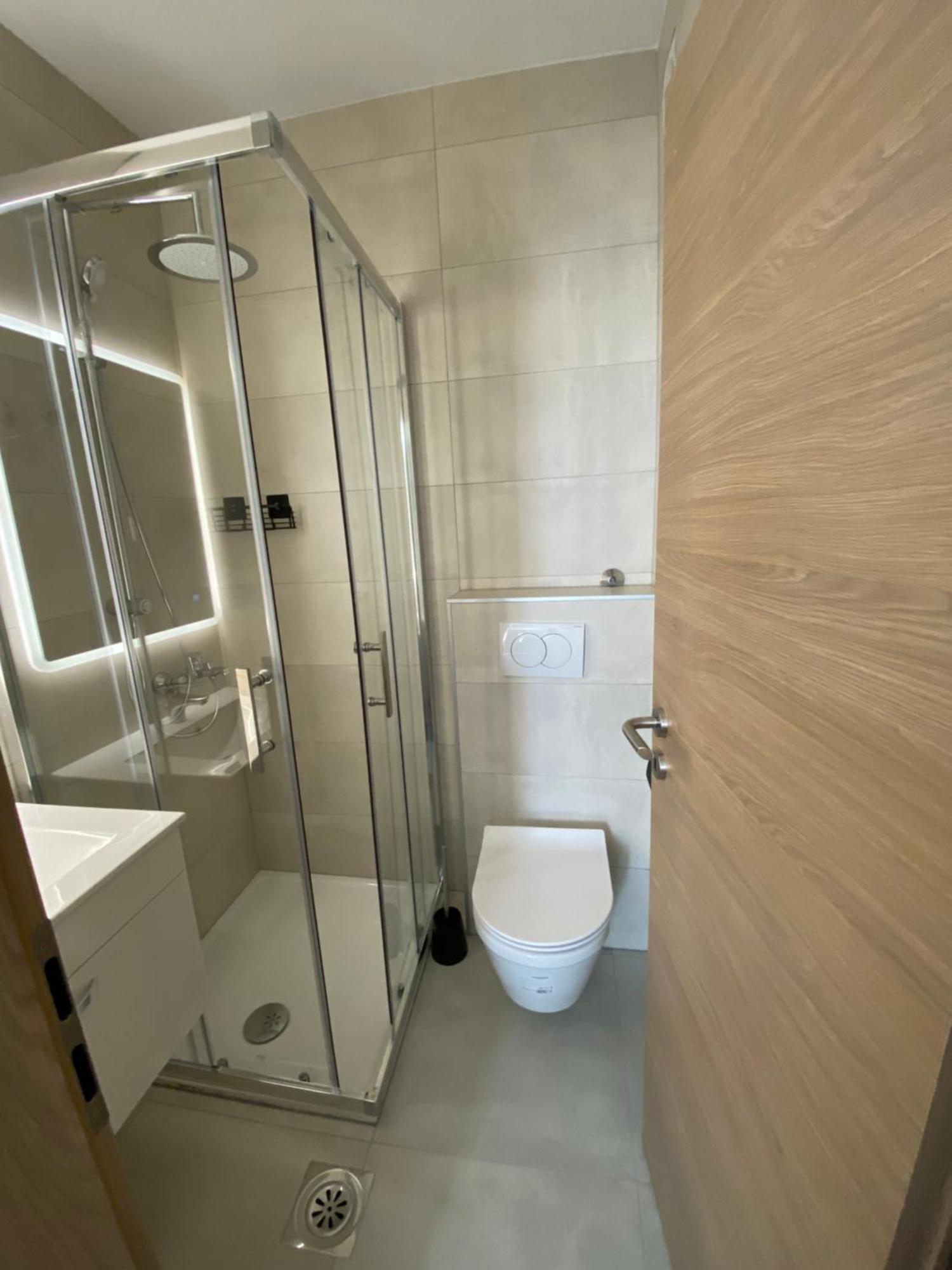 Apartmani Pozega พาก ภายนอก รูปภาพ